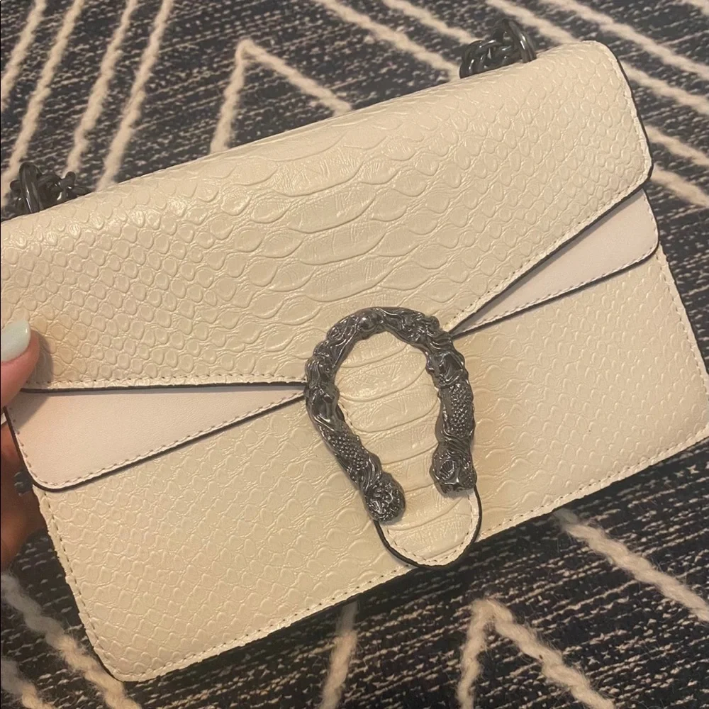 DEEPMEOW - Amazon Off-White Snake Print Crossbody Bag - Picture 1 of 5